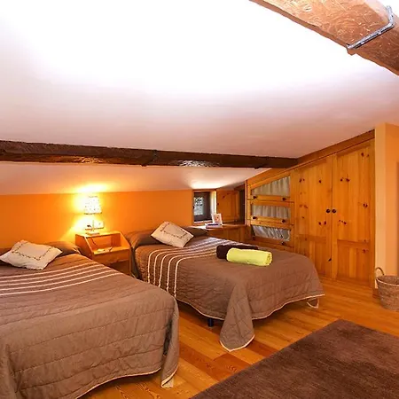 Βίλα Sleeps 6 Pool Wifi