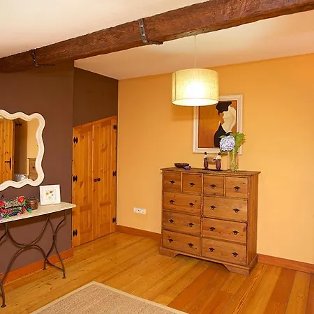 Βίλα Sleeps 6 Pool Wifi As Marinas